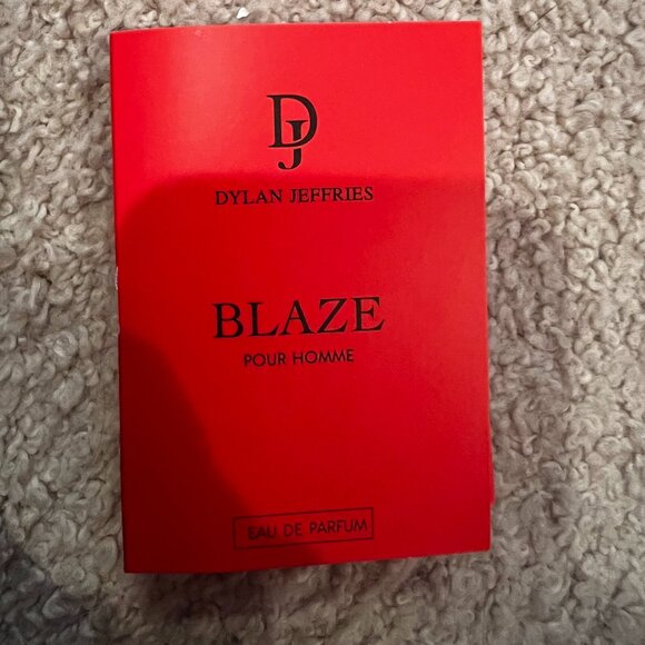 Free Gift with Purchase - Picture 1 of 1